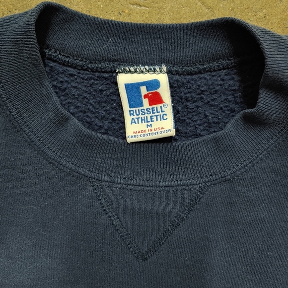 Vintage Russell Athletic Sweatshirt - Picture 3 of 3